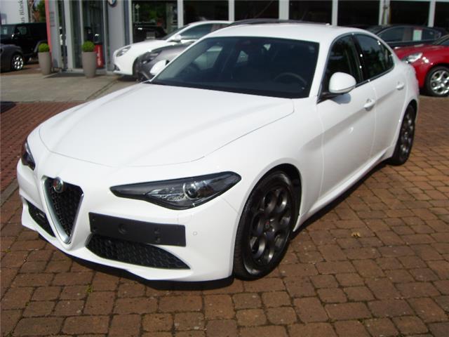 Left hand drive ALFA ROMEO GIULIA 2.2 Diesel AT8